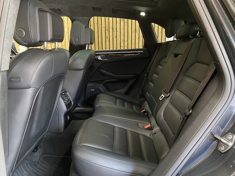 Used Porsche Macan 2019 for sale - 75849859: Photo 36