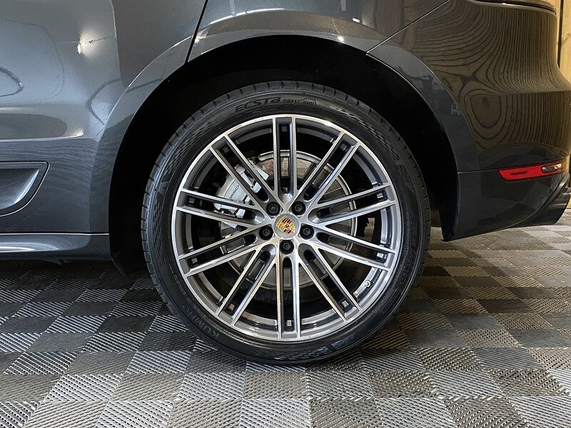 Used Porsche Macan 2019 for sale - 75849859: Photo 40