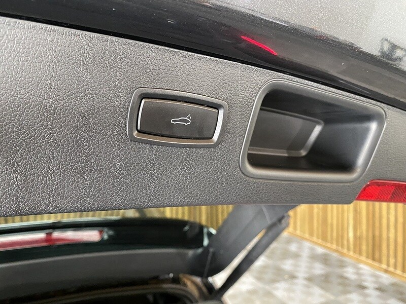 Used Porsche Macan 2019 for sale - 75849859: Photo 43