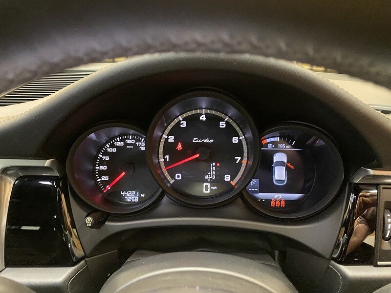 Used Porsche Macan 2019 for sale - 75849859: Photo 65