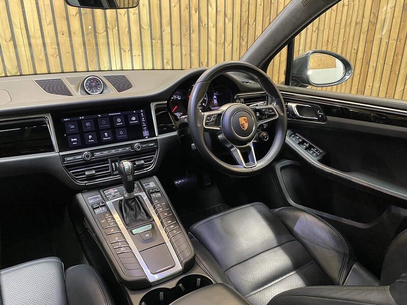 Used Porsche Macan 2019 for sale - 75849859: Photo 70