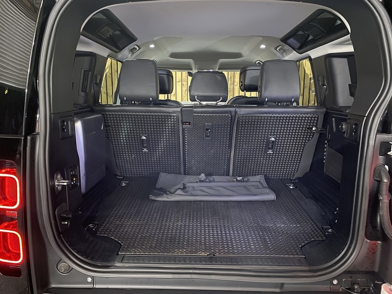 Used Land Rover Defender 110 2021 for sale - 77069835: Photo 21