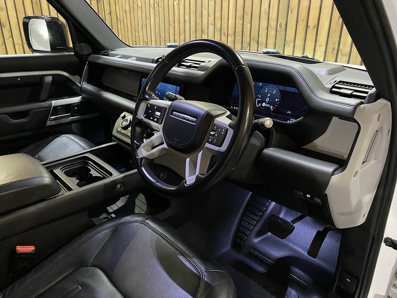 Used Land Rover Defender 110 2021 for sale - 77069835: Photo 28