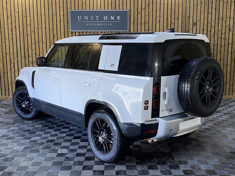 Used Land Rover Defender 110 2021 for sale - 77069835: Photo 3