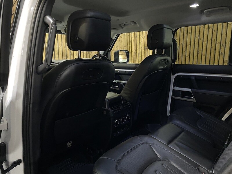 Used Land Rover Defender 110 2021 for sale - 77069835: Photo 77