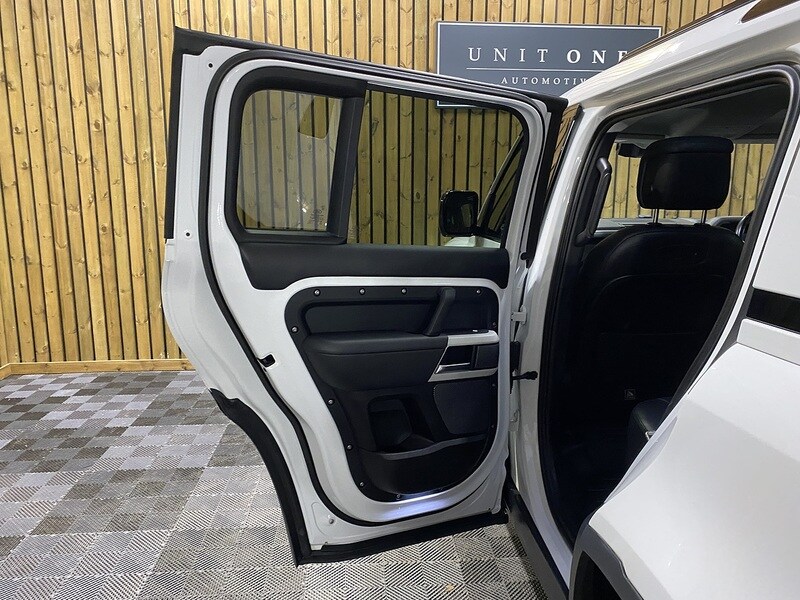Used Land Rover Defender 110 2021 for sale - 77069835: Photo 79