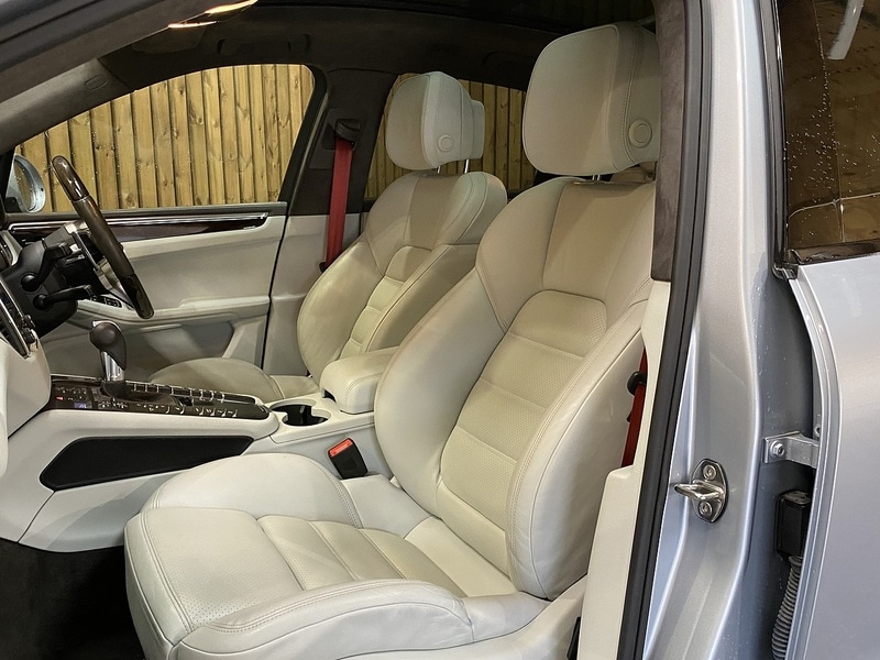 Used Porsche Macan 2018 for sale - 76798819: Photo 6