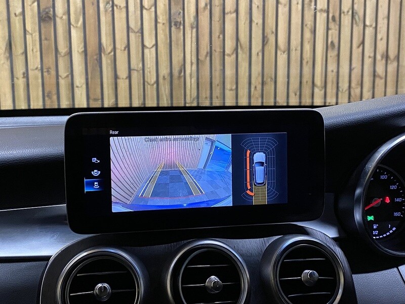 Used Mercedes-Benz GLC 2019 for sale - 76884418: Photo 33