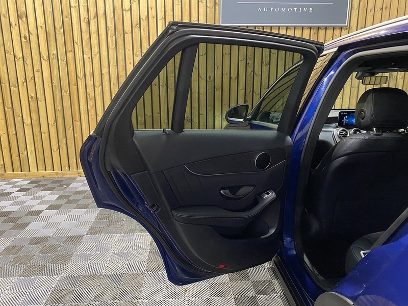 Used Mercedes-Benz GLC 2019 for sale - 76884418: Photo 65