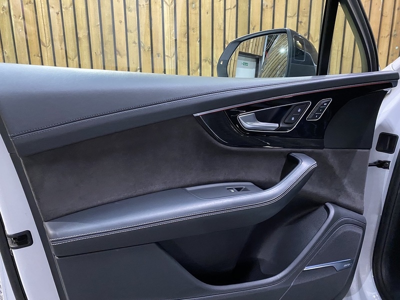 Used Audi Q7 2019 for sale - 76763201: Photo 67