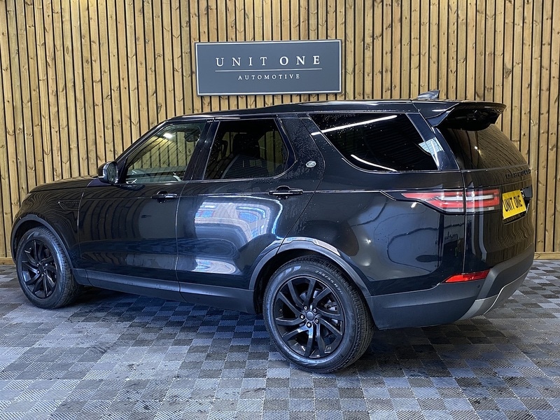 Used Land Rover Discovery 2018 for sale - 77947070: Photo 2