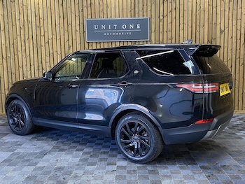 Used Land Rover Discovery 2018 for sale - 77947070: Photo