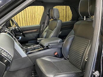 Used Land Rover Discovery 2018 for sale - 77947070: Photo