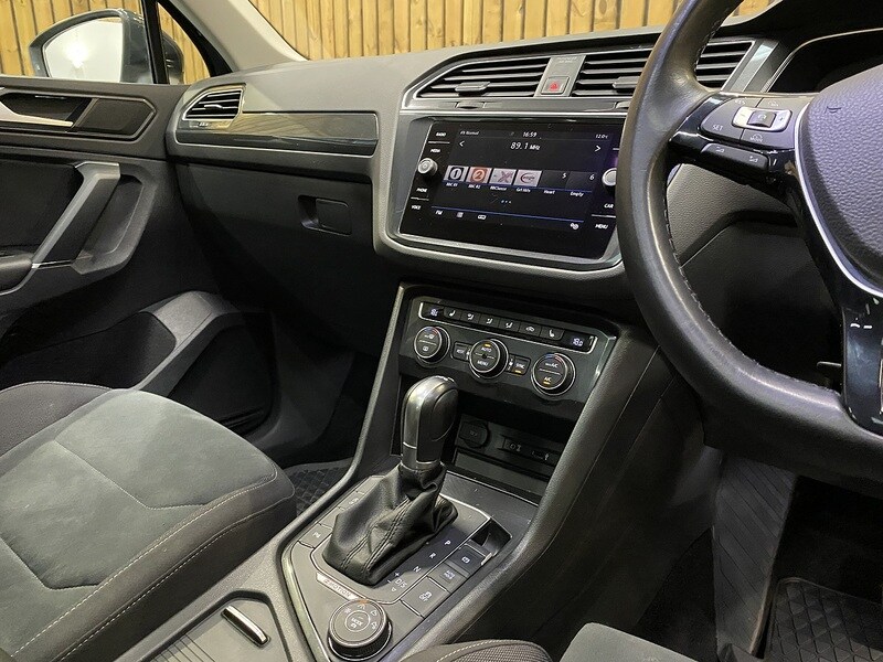 Used Volkswagen Tiguan 2017 for sale - 77663445: Photo 31