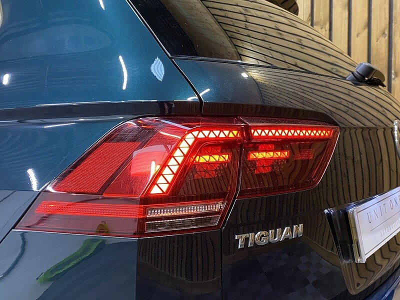 Used Volkswagen Tiguan 2017 for sale - 77663445: Photo 35