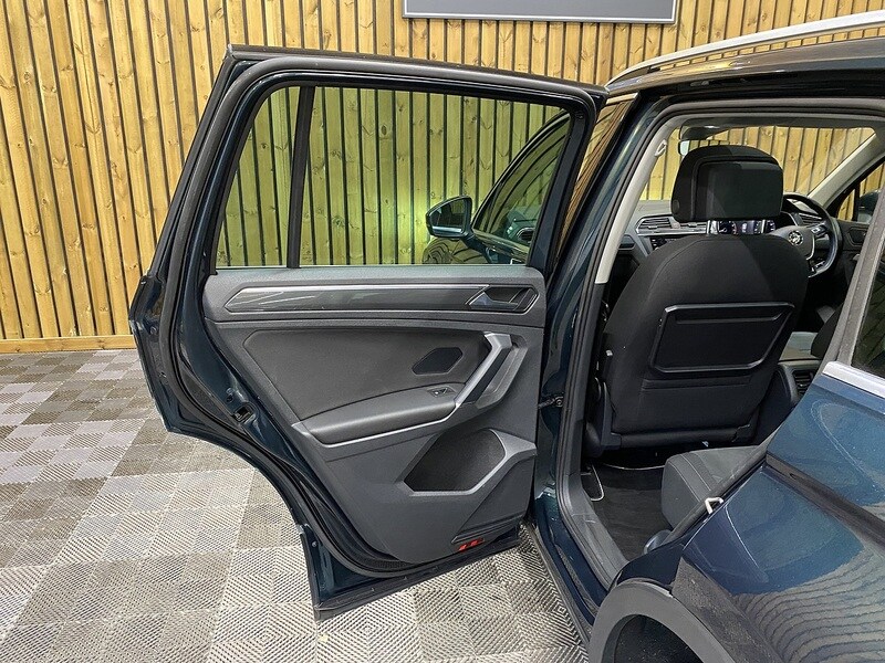 Used Volkswagen Tiguan 2017 for sale - 77663445: Photo 71