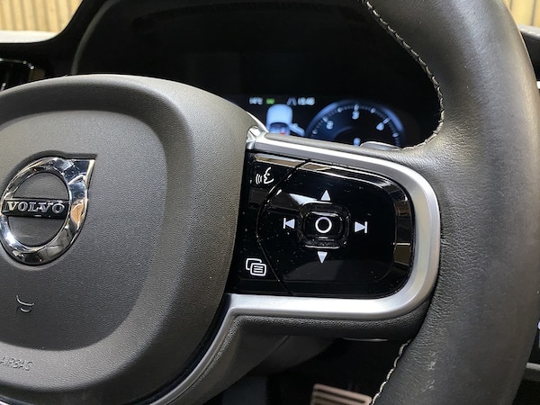 Used Volvo XC60 2020 for sale - 76236265: Photo 27
