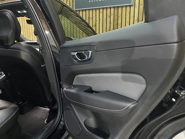 Used Volvo XC60 2020 for sale - 76236265: Photo 57