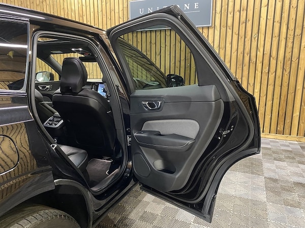 Used Volvo XC60 2020 for sale - 76236265: Photo 59