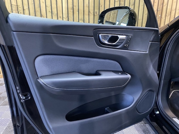 Used Volvo XC60 2020 for sale - 76236265: Photo 71