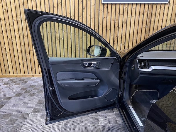 Used Volvo XC60 2020 for sale - 76236265: Photo 72