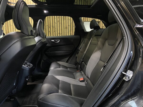 Used Volvo XC60 2020 for sale - 76236265: Photo 76