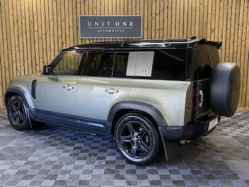 Used Land Rover Defender 110 2020 for sale - 76036692: Photo