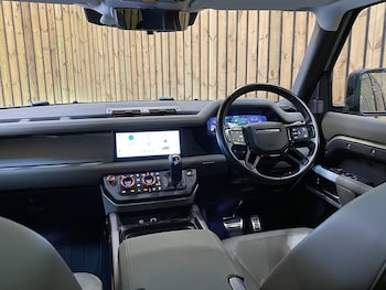 Used Land Rover Defender 110 2020 for sale - 76036692: Photo