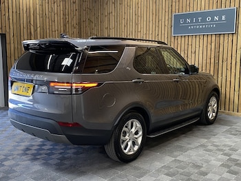 Used Land Rover Discovery 2018 for sale - 79518830: Photo