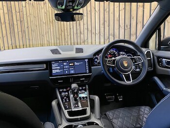 Used Porsche Cayenne 2018 for sale - 76036644: Photo