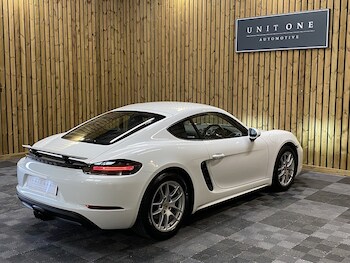 Used Porsche 718 Cayman 2019 for sale - 75347851: Photo
