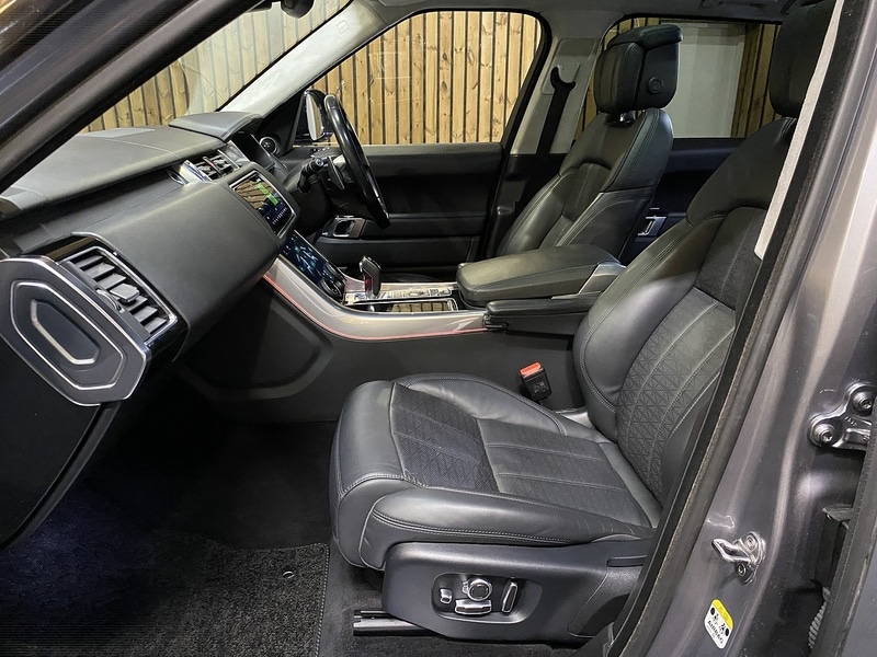 Used Land Rover Range Rover Sport 2020 for sale - 76686845: Photo 54