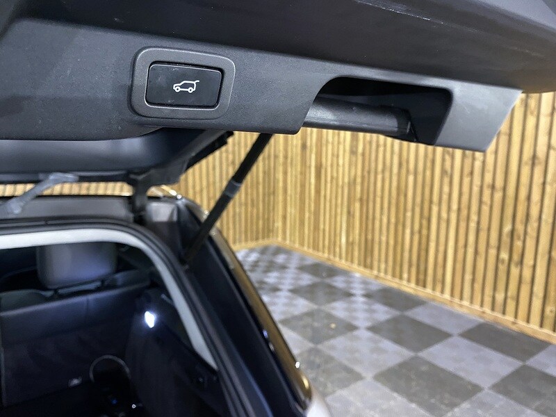 Used Land Rover Range Rover Sport 2020 for sale - 76686845: Photo 75