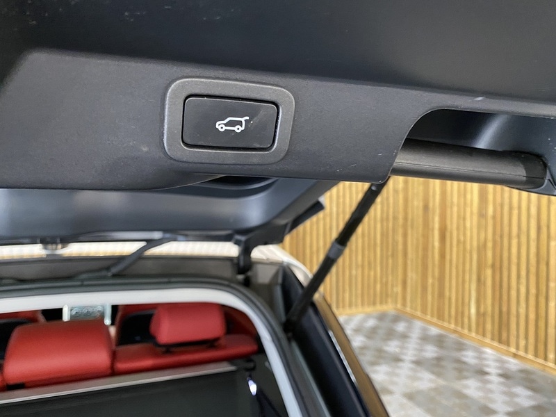 Used Land Rover Range Rover Sport 2018 for sale - 76768859: Photo 31