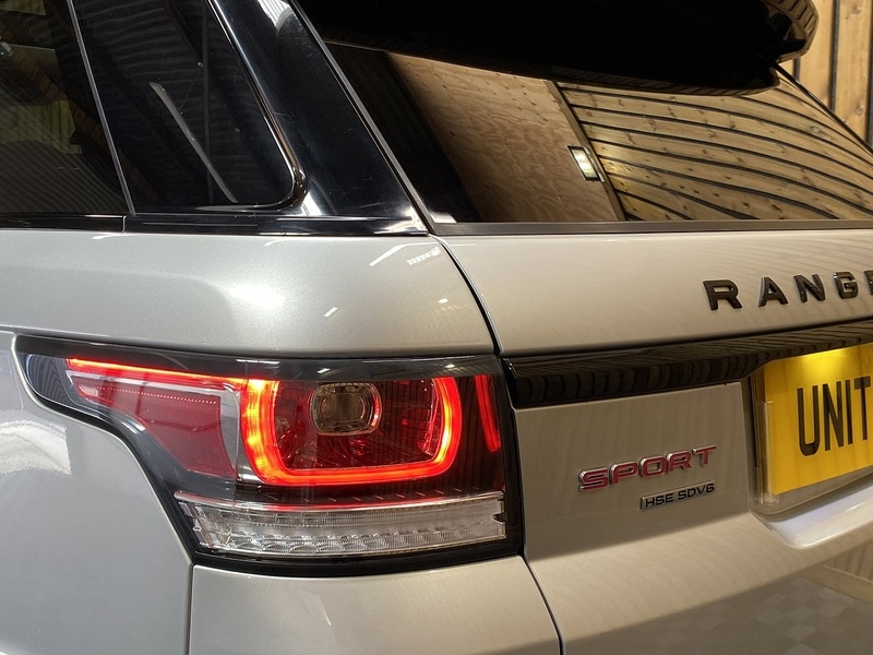 Used Land Rover Range Rover Sport 2018 for sale - 76768859: Photo 65