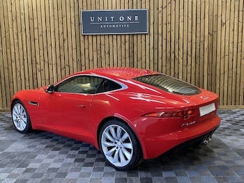 Used Jaguar F-Type 2015 for sale - 76069284: Photo