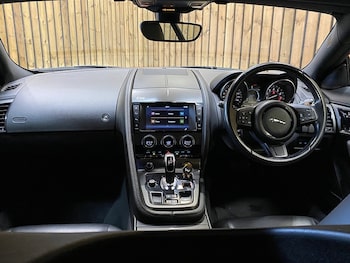 Used Jaguar F-Type 2015 for sale - 76069284: Photo