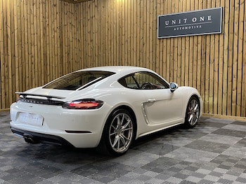 Used Porsche 718 Cayman 2017 for sale - 75381311: Photo