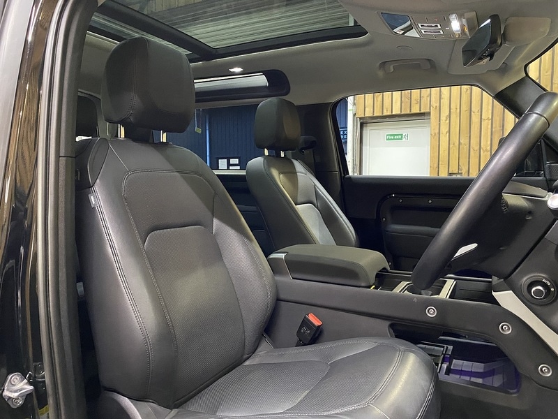 Used Land Rover Defender 2022 for sale - 77617808: Photo 37