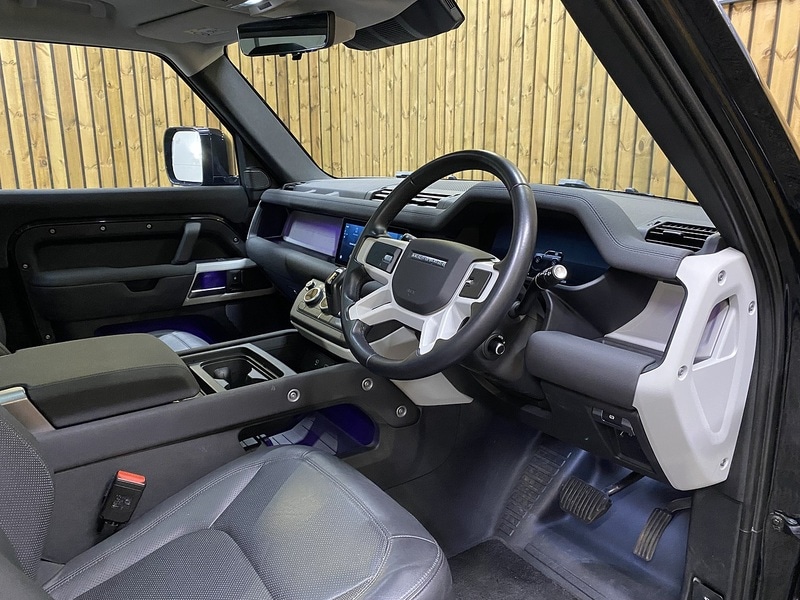 Used Land Rover Defender 2022 for sale - 77617808: Photo 51