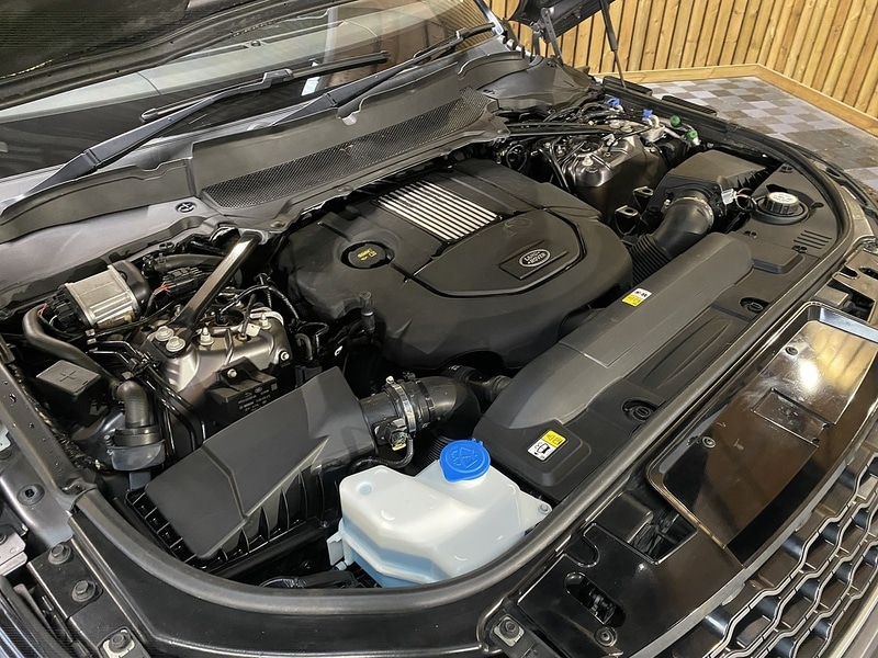 Used Land Rover Range Rover Sport 2019 for sale - 76510391: Photo 32