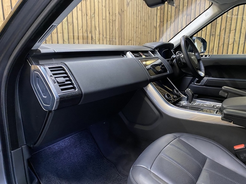 Used Land Rover Range Rover Sport 2019 for sale - 76510391: Photo 64