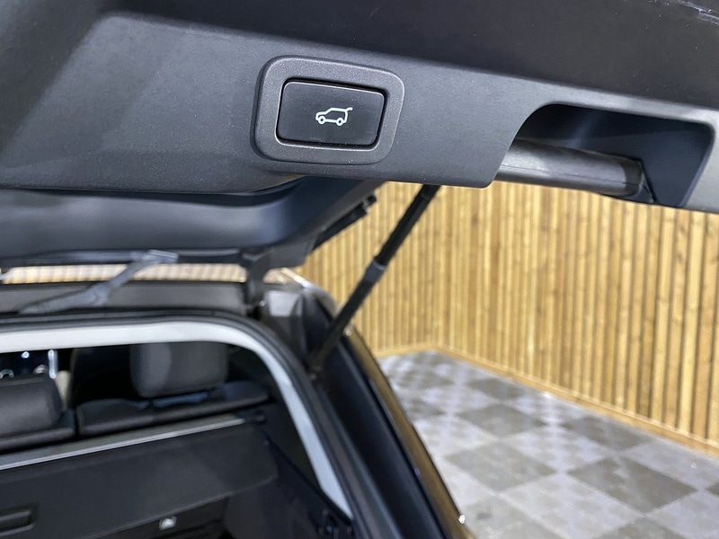 Used Land Rover Range Rover Sport 2019 for sale - 76510391: Photo 77