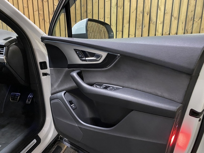 Used Audi Q7 2016 for sale - 77716174: Photo 46