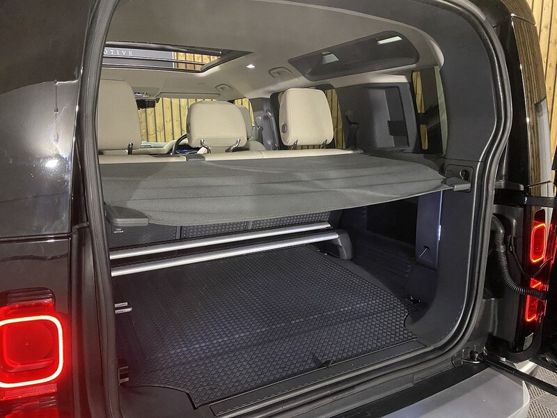 Used Land Rover Defender 110 2022 for sale - 76686844: Photo 36