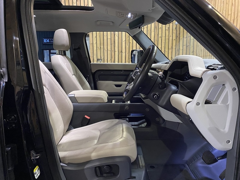 Used Land Rover Defender 110 2022 for sale - 76686844: Photo 46