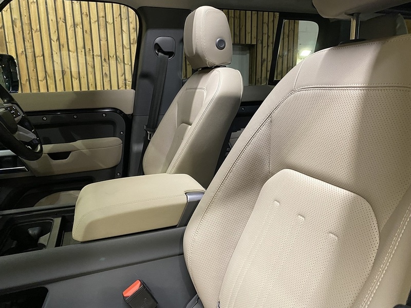 Used Land Rover Defender 110 2022 for sale - 76686844: Photo 66