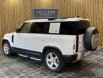 Used Land Rover Defender 110 2022 for sale - 75593784: Photo