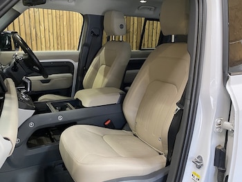 Used Land Rover Defender 110 2022 for sale - 75593784: Photo