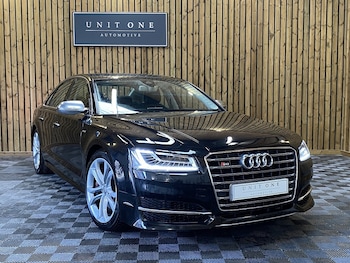 2015 - S8 TFSI Quattro 4dr Tip Auto